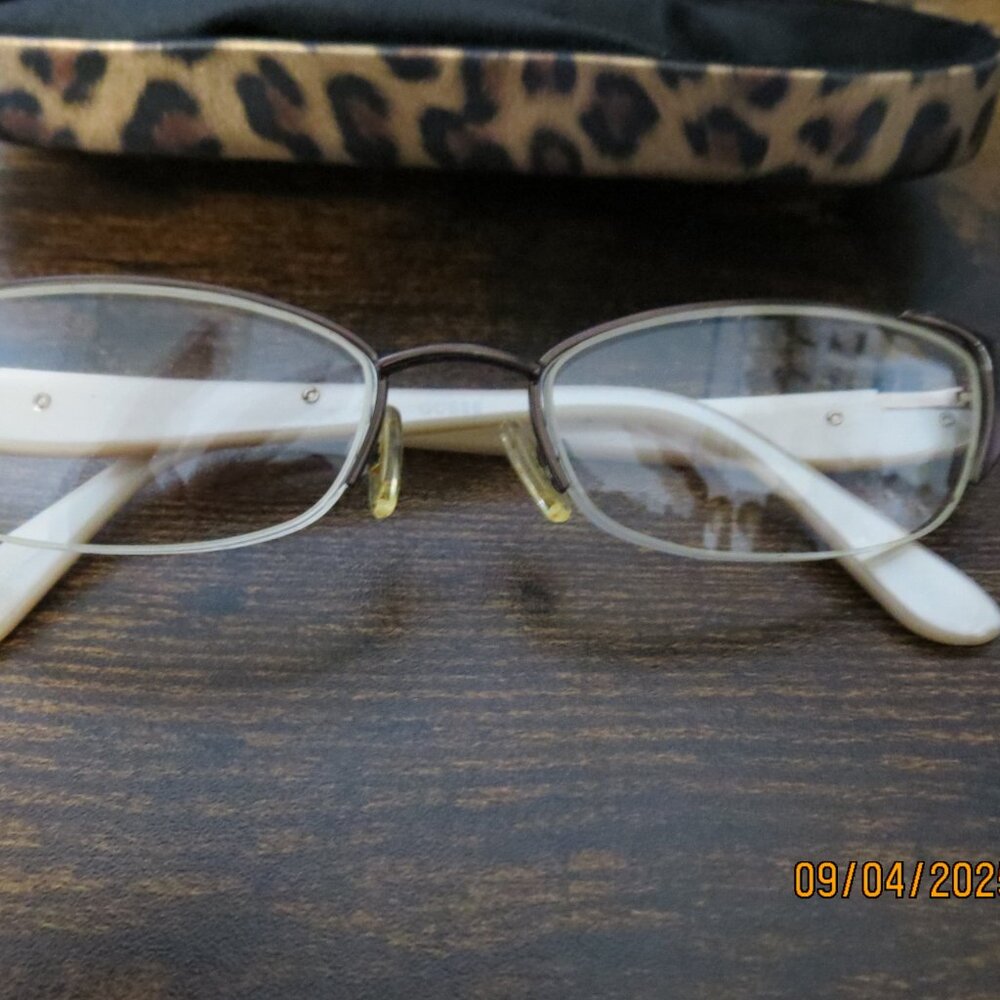 Guess 2327 Cheetah Print Frames With Matching Cas… - image 6